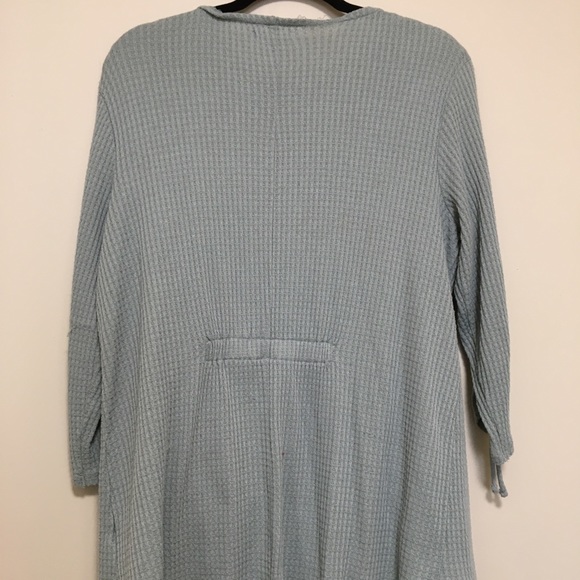 2 Pc Cardigan set - Picture 2 of 4